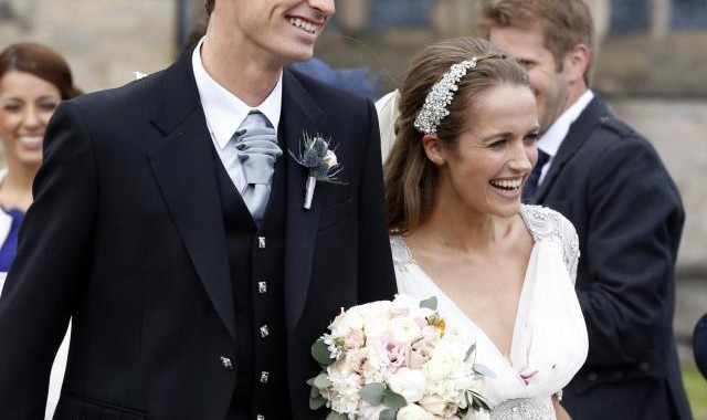 足球赛事-张奔斗：穆雷再次喜当爹，纳达尔再次退出群聊