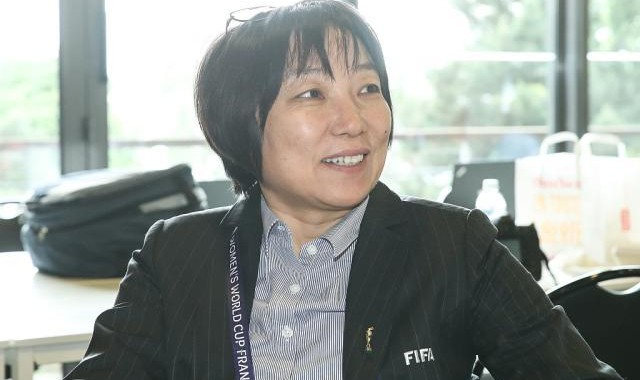 足球新闻-孙雯谈女足：鼓励女性球员去体验不同的可能